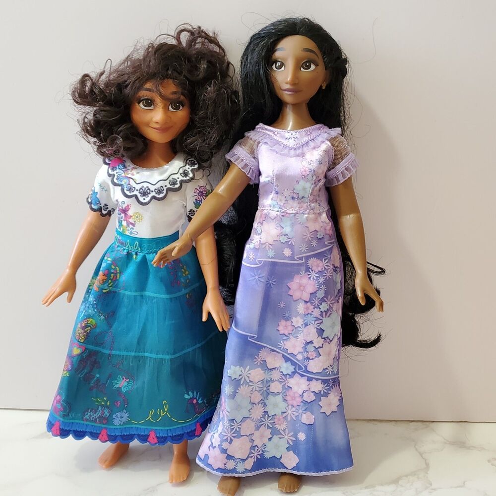 Disney Encanto Doll Lot 2 Mirabel Isabela Madrigal Family 11" Poseable Outfits